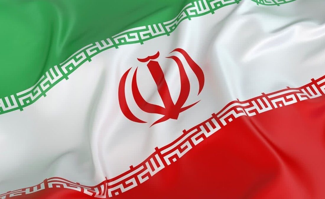 واکنش افکار عمومی در پی هتک حرمت به پرچم ایران در دانشگاه‌ها