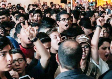 تحلیل جرم شناختی پدیده تسخیر مراکز خرید «تلاقی الگوریتم هیجان نوجوانی و بزهکاری»